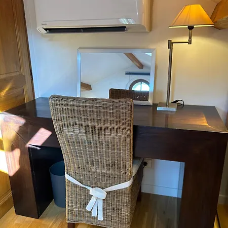 Apartment Charming In