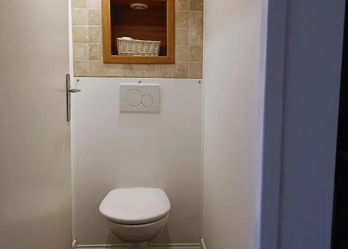 Charming In شقة كان